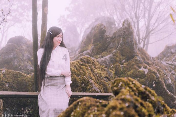 黄子韬女装造型叫板朱碧石，娱乐圈中男明星谁穿女装更好看？